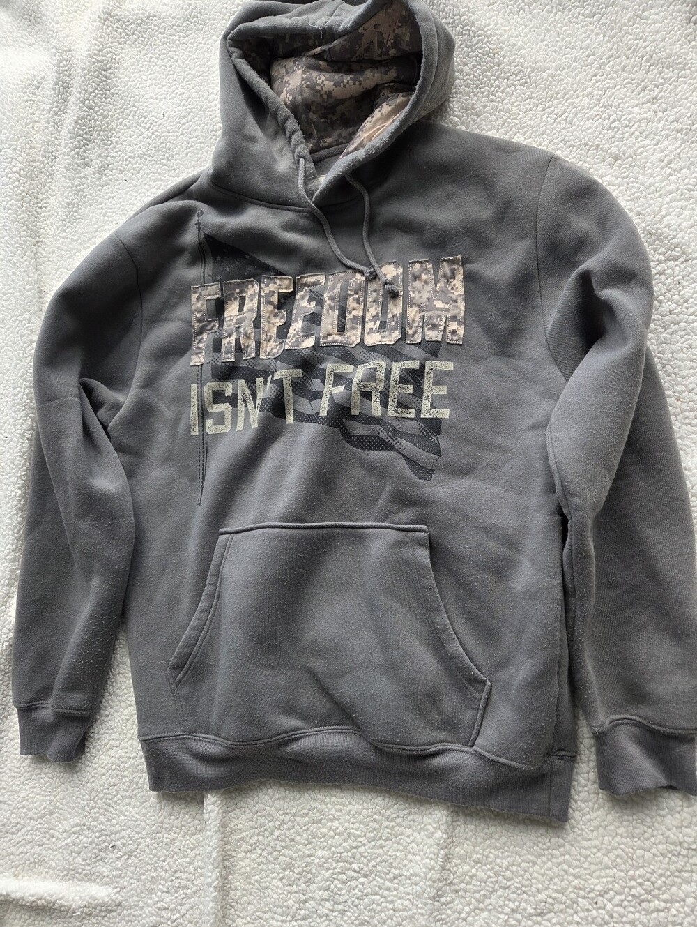 Freedom Isn't Free Men's Gray Hooded Sweatshirt Buck Wear Large